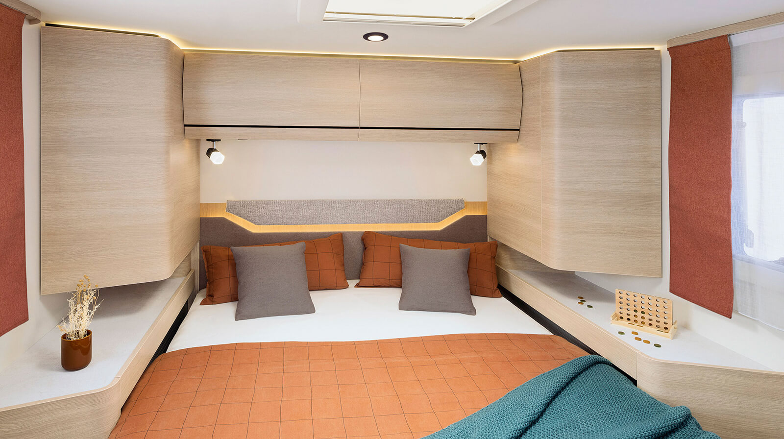 FOTOGRAFÍAS EN EL INTERIOR RAPIDO Autocaravana C50